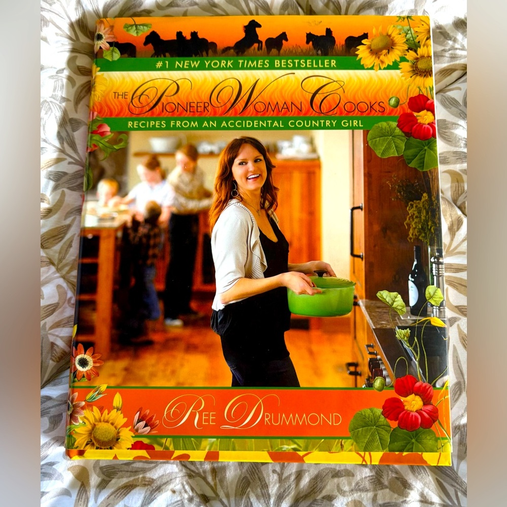 The Pioneer Woman Cooks Cookbook❣️